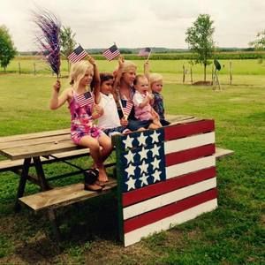 Meet your Posher, Denver